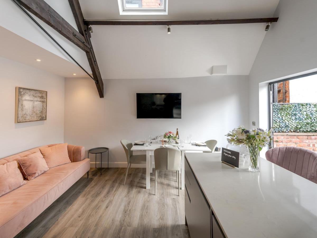 שרוסברי Pass The Keys Dahlia Contemporary Town Centre Apartment מראה חיצוני תמונה